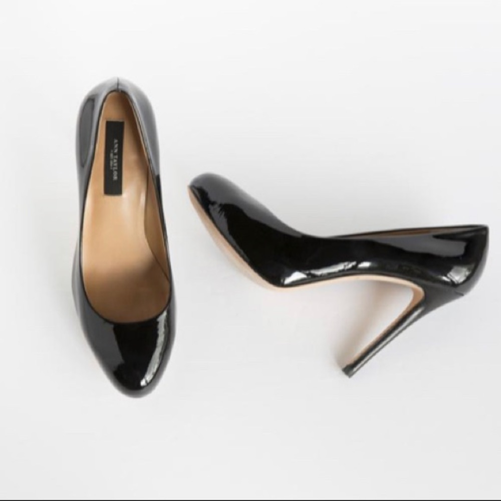 Ann Taylor Perfect Platform Pump